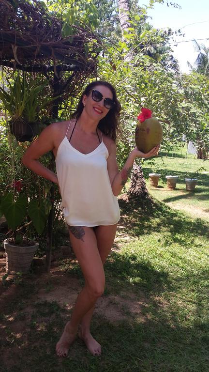 Aknara Rest Hotell Weligama Exteriör bild